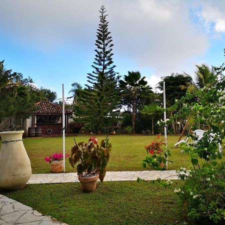 Bungalow Maelie La Trinite Ngoại thất bức ảnh