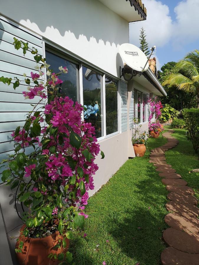 Bungalow Maelie La Trinite Ngoại thất bức ảnh